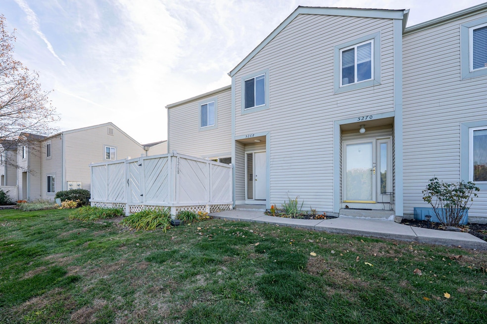 5268 Captains Ct, Columbus, OH 43220 - photo 1