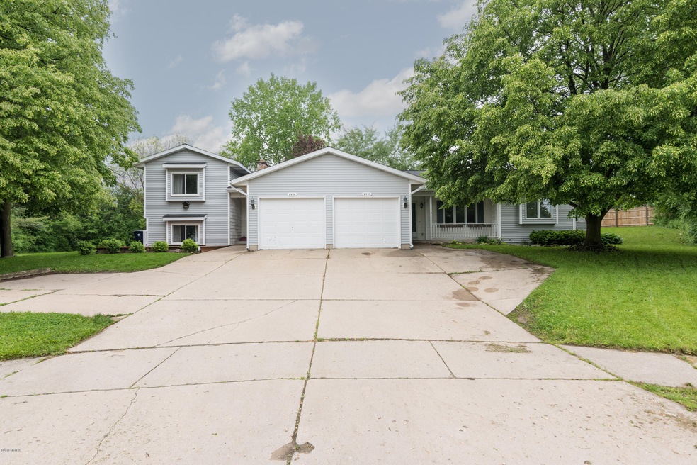 2520 Mulford-4