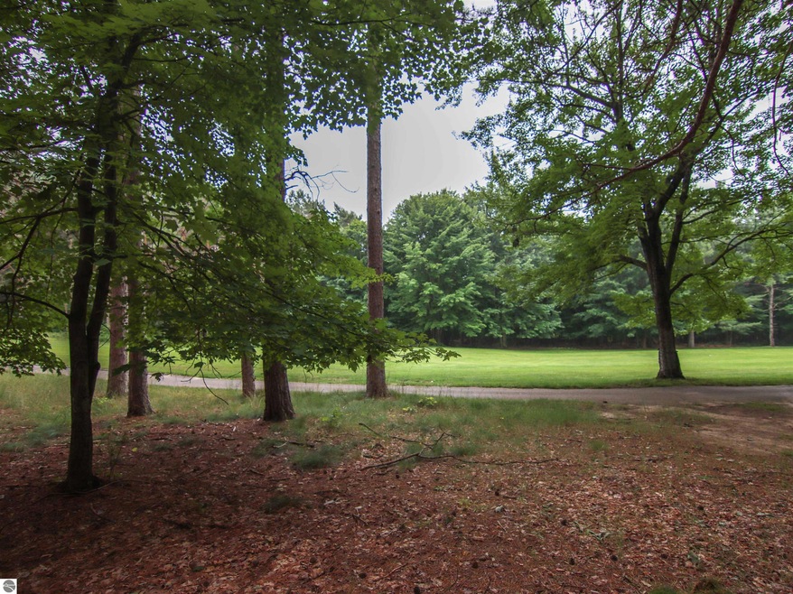 Under Contract $114,900 • Co-Listing Agent