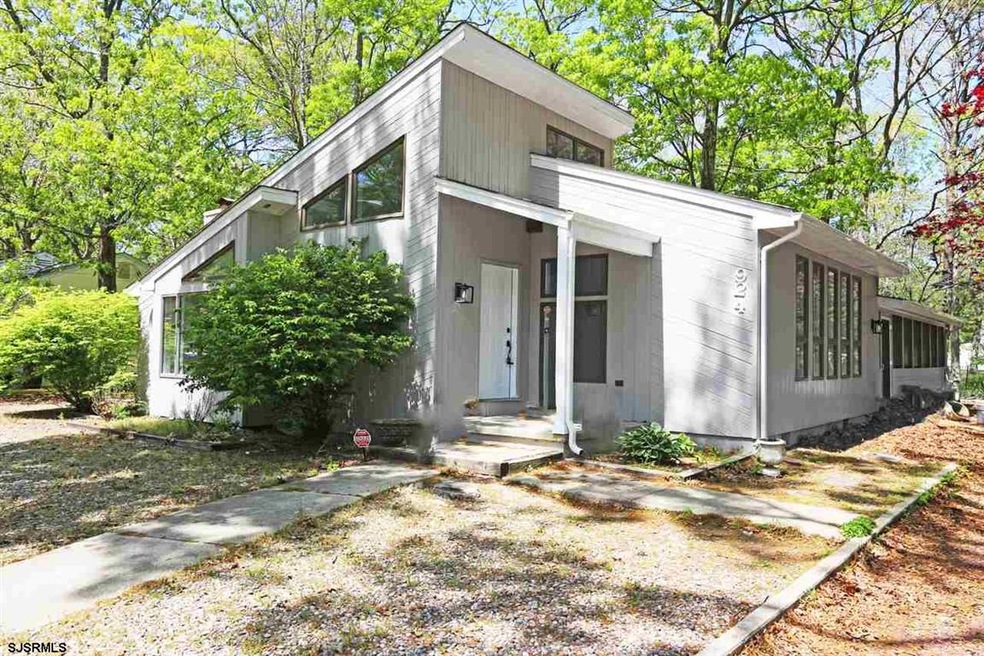 924 Traymore Pkwy, Absecon, NJ 08201 - photo 1