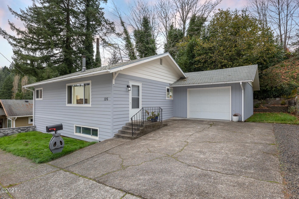 126NE10th-01