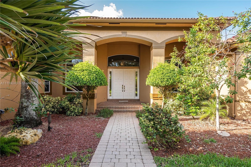 13185 SW 44th St, Davie, FL 33330 - photo 1