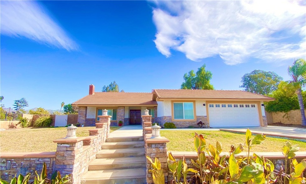 1515 Cedarhill Dr, Riverside, CA 92507 - photo 1