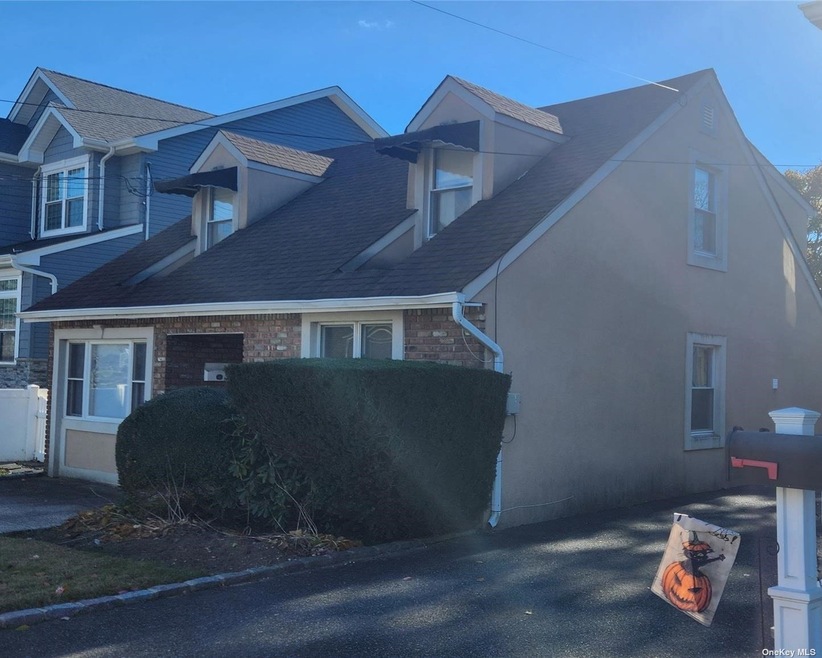 79 Mill River Ave, Lynbrook, NY 11563 MLS ONE3517304