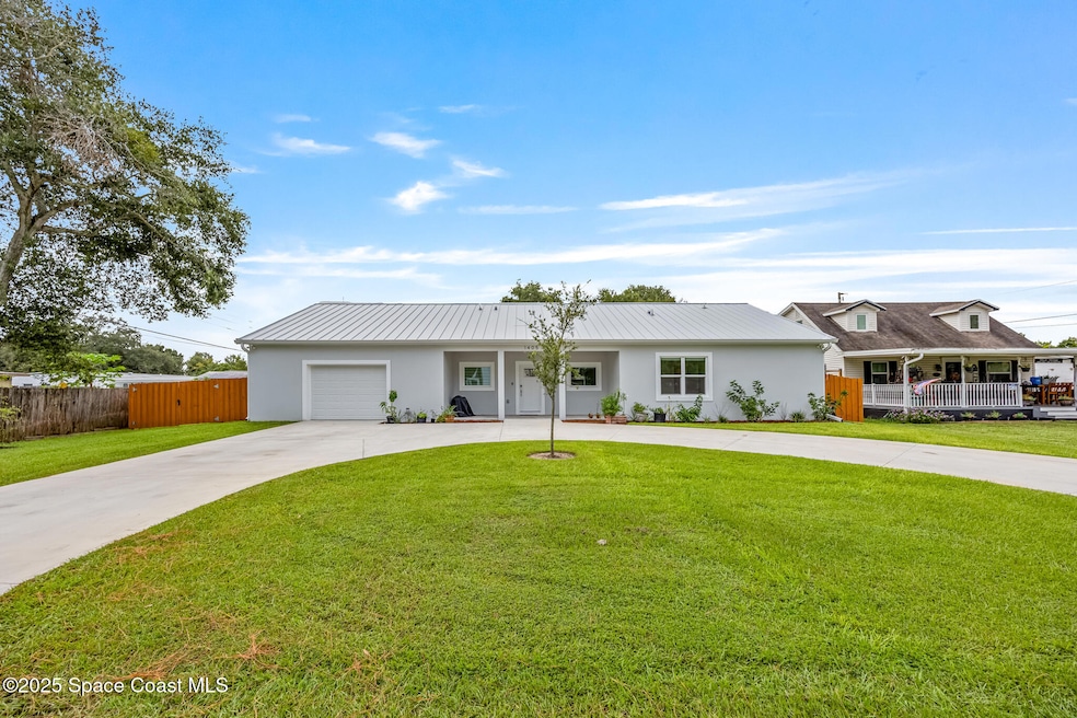 1405 Highland Ct, Cocoa, FL 32922 - photo 1