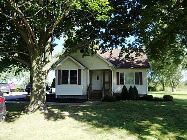Exterior Front 385  Frontage!