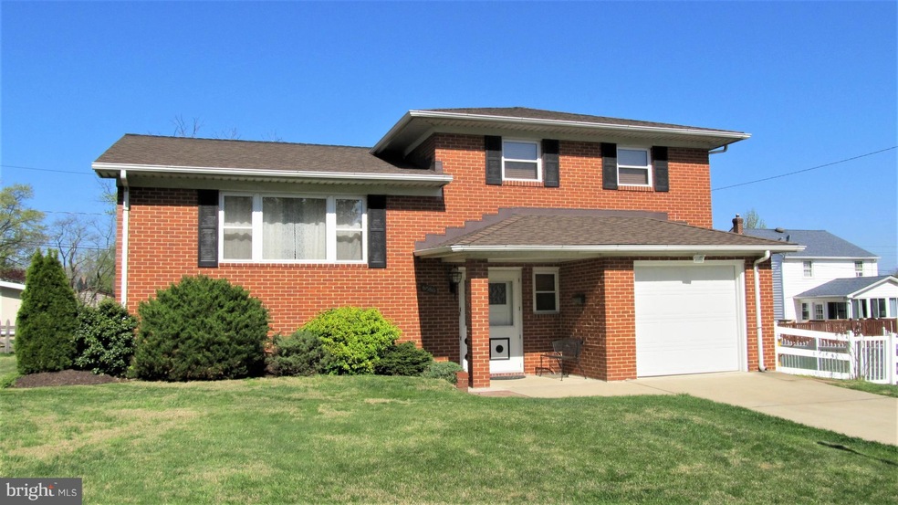 6580 Englewood Rd, Linthicum Heights, MD 21090 - photo 1