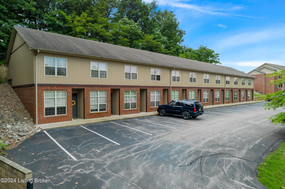 822 Northgate Blvd unit 8, New Albany, IN 47150 - photo 1