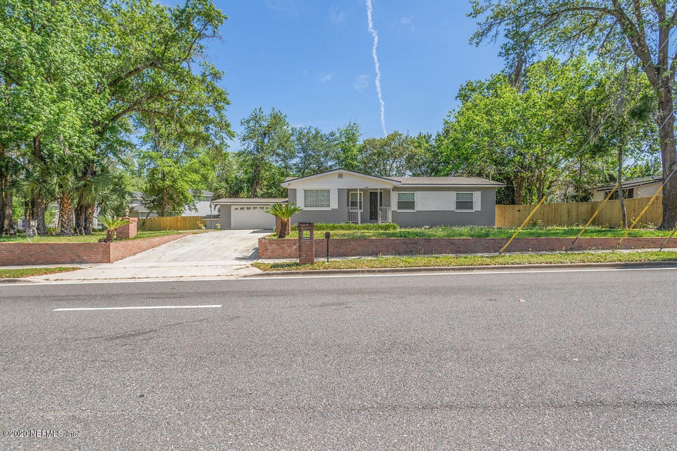 1308 Old Middleburg Rd N, Jacksonville, FL 32210 - photo 1