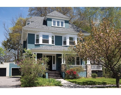 26 Park St, West Roxbury, MA 02132 - photo 1