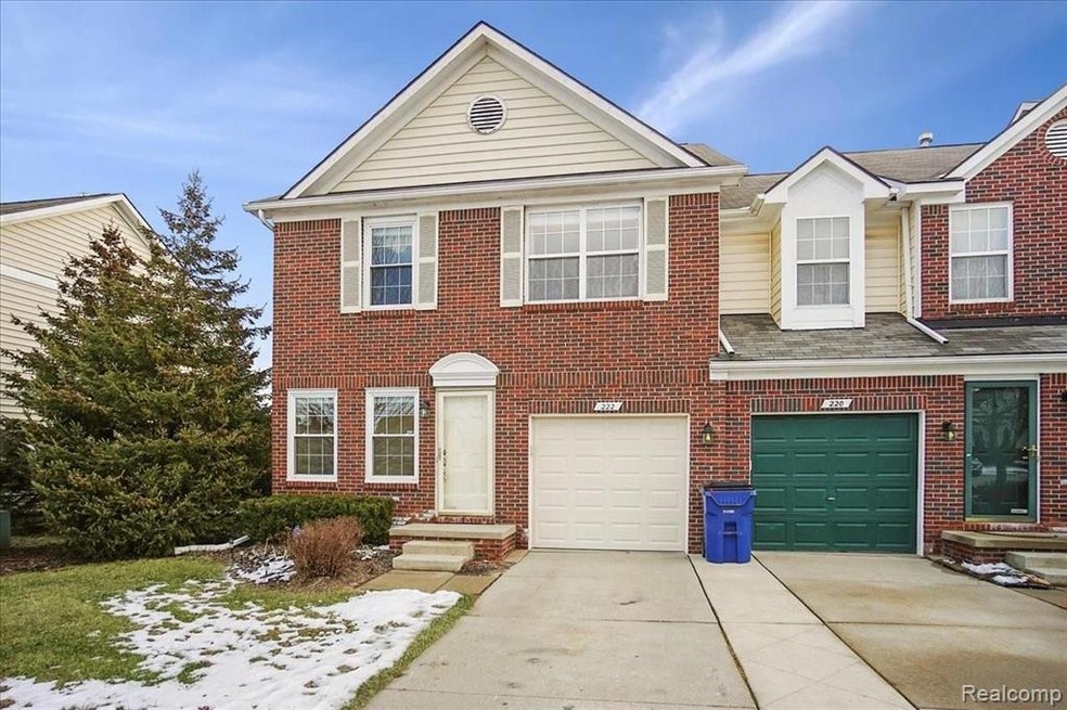 222 Lasseigne St unit 94, Pontiac, MI 48341 - photo 1