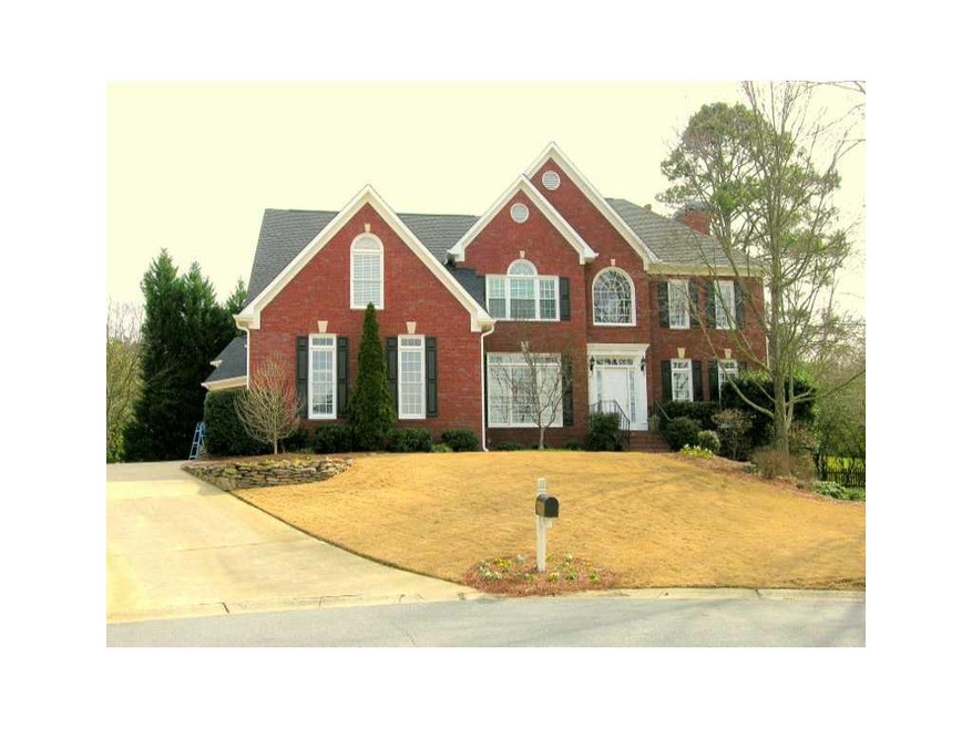 Exterior Front. Cul De Sac 3 Sided Brick EastHampt