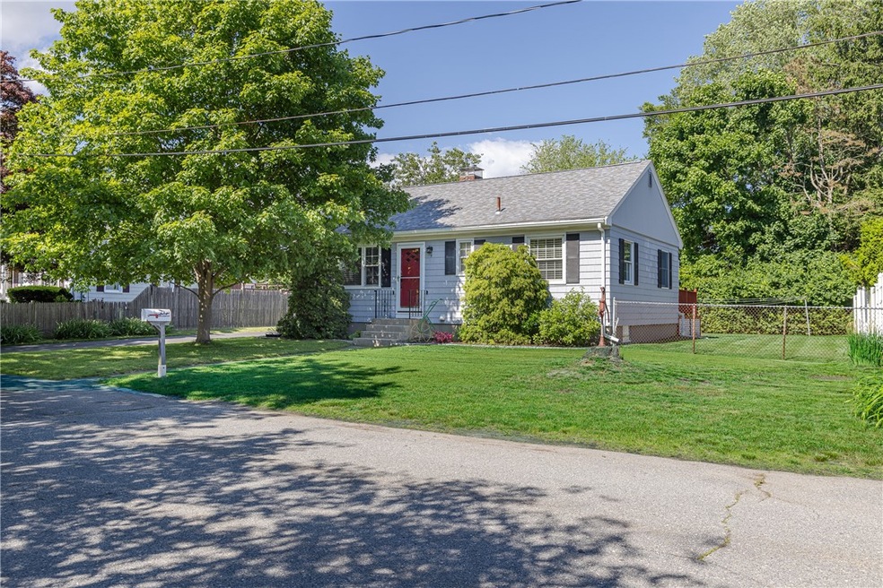 5 Gae St, Middletown, RI 02842 - photo 1