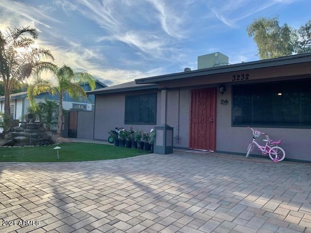 3232 W Grovers Ave, Phoenix, AZ 85053 - photo 1