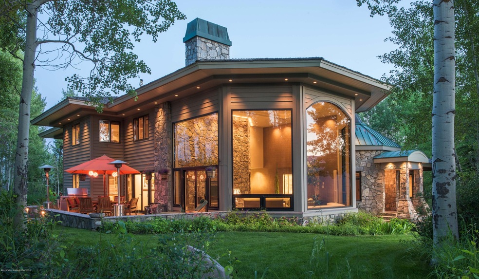 2580 Trader Road
