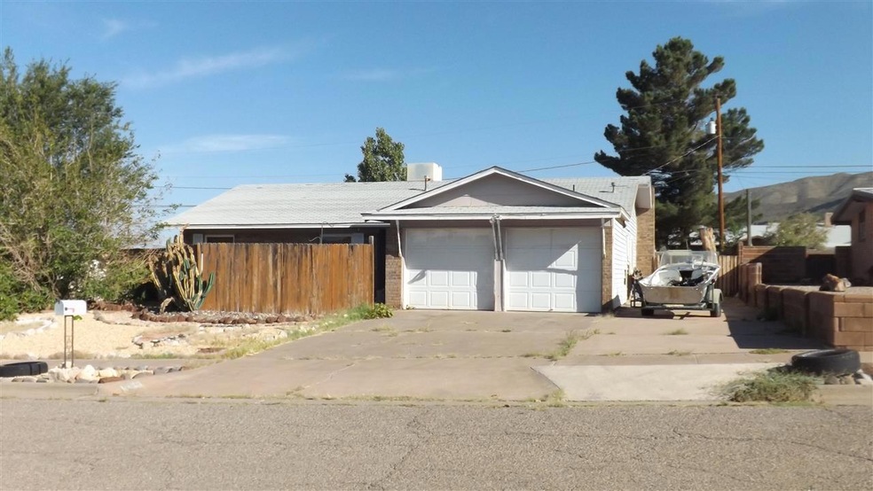 1840 Crescent Dr, Alamogordo, NM 88310 - photo 1