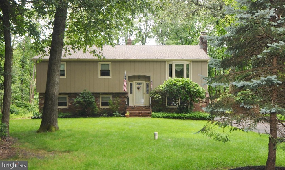 17 Robbins Way, Southampton, NJ 08088 - photo 1