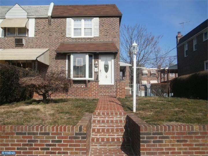 1055 Oakwood Dr, Glenolden, PA 19036 - photo 1