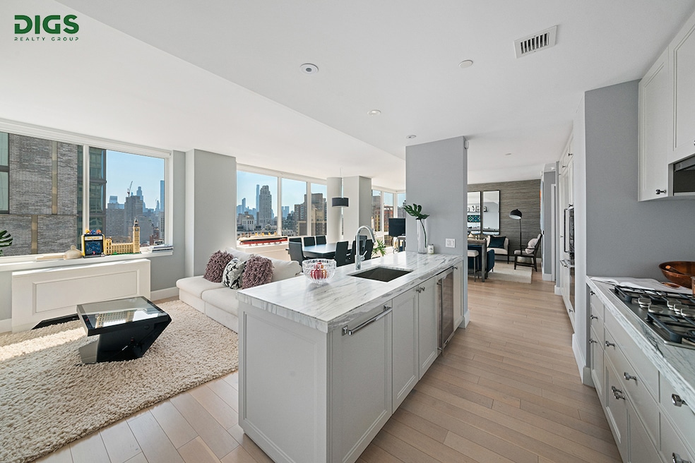 Sold $2,745,000 • Co-Listing Agent