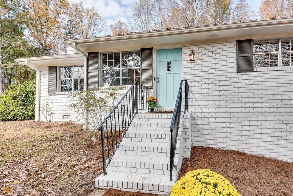 Welcome to 145 Timberland St in Cherokee Forest!