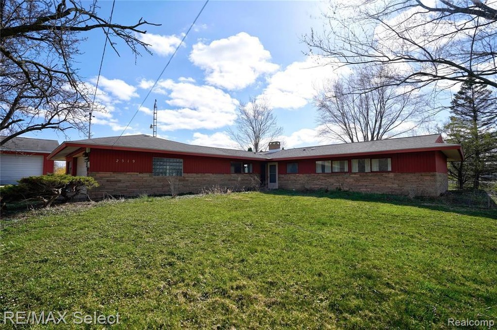 2519 W Maple Ave 12.jpg