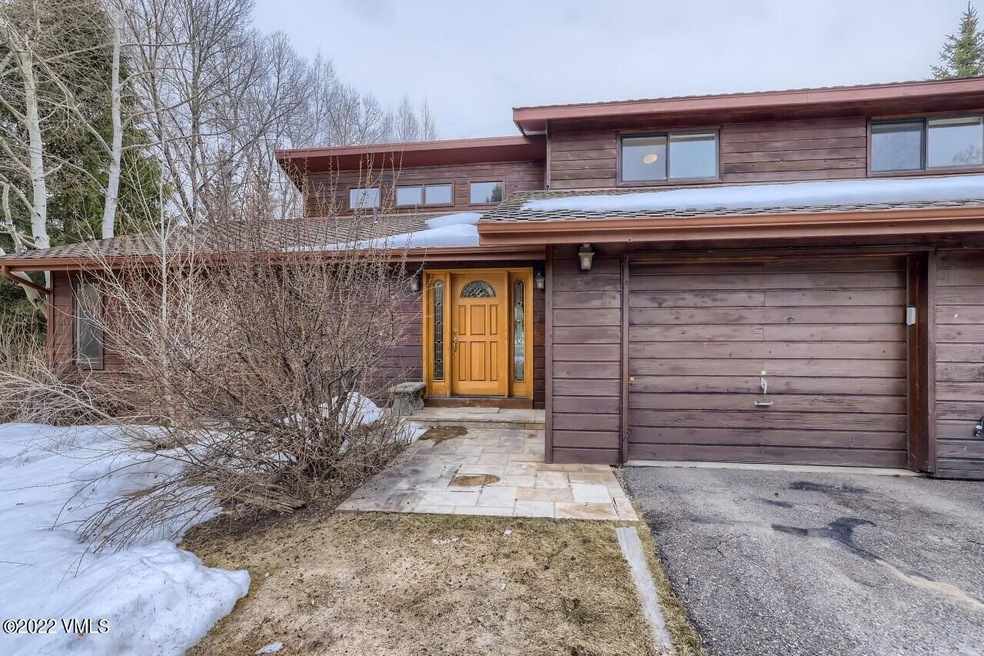03 Exterior Front Entry