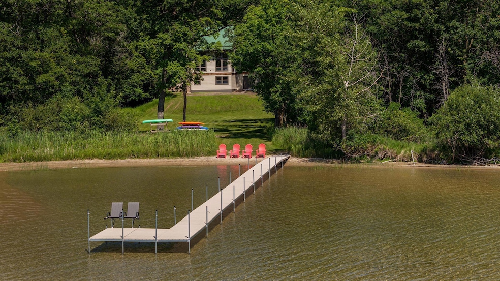 Pending $895,000 • Co-Listing Agent