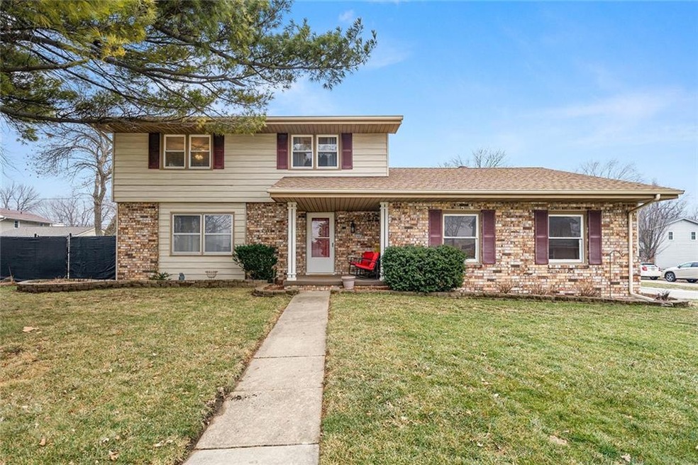2403 E Aurora Ave