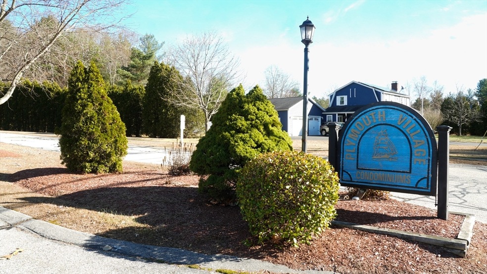 32 Plantation Rd unit 32, Oxford, MA 01540 - photo 1