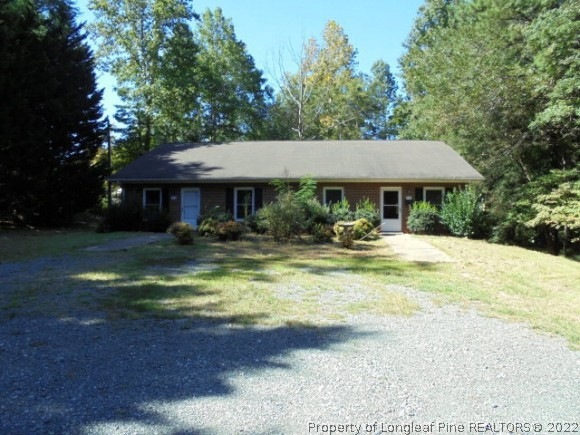 444 W 9th St, Siler City, NC 27344 - photo 1