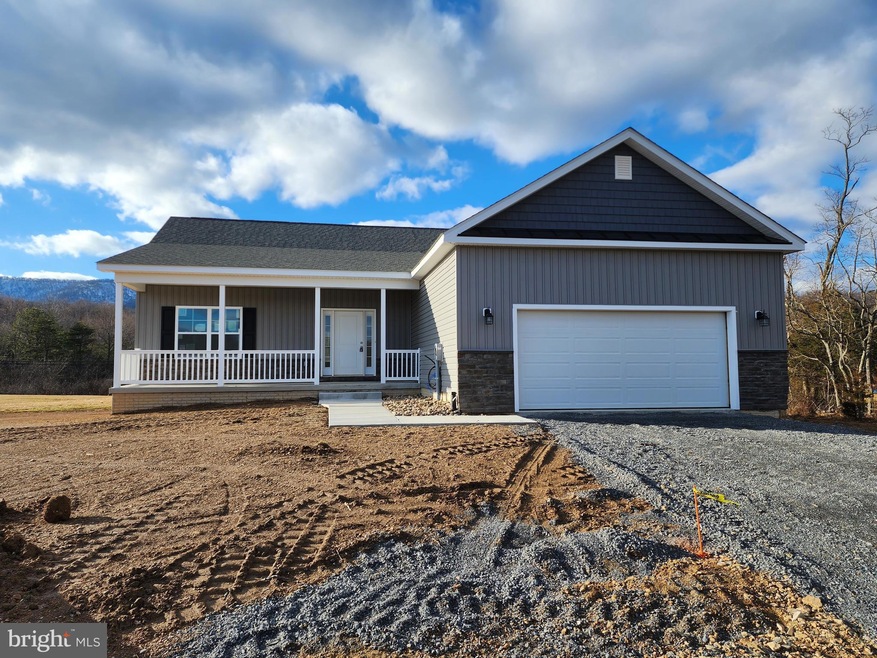 117 Mickey Mantle Ct, Berkeley Springs, WV 25411 - photo 1