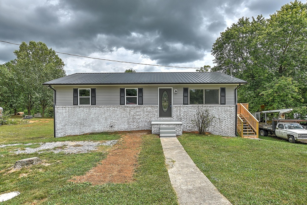 215 Arrowhead Loop-4