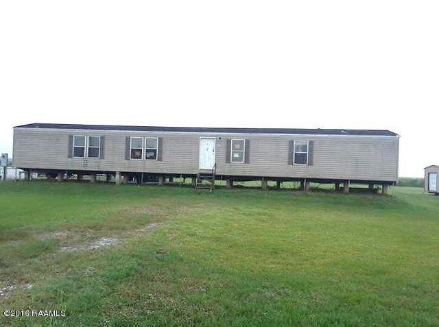 2511 Claude Leblanc Rd, New Iberia, LA 70560 - photo 1