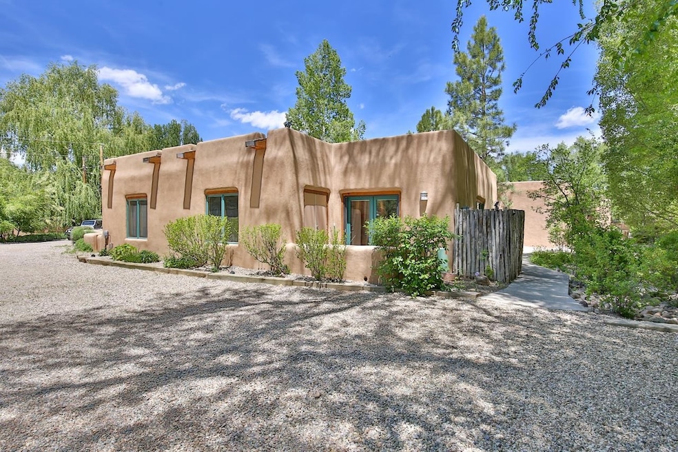 Under Contract $439,000