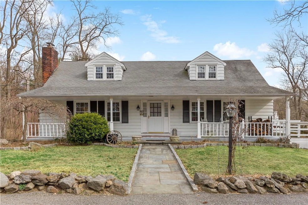 9 Redway Rd, Ossining, NY 10562 - photo 1