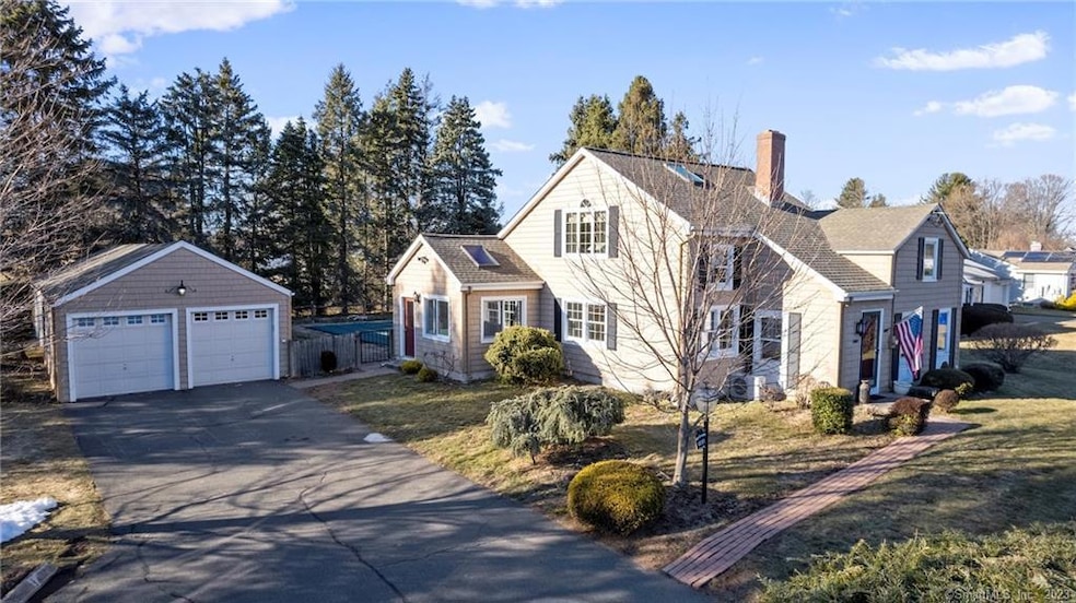 1231 Maple St, Rocky Hill, CT 06067 - photo 1