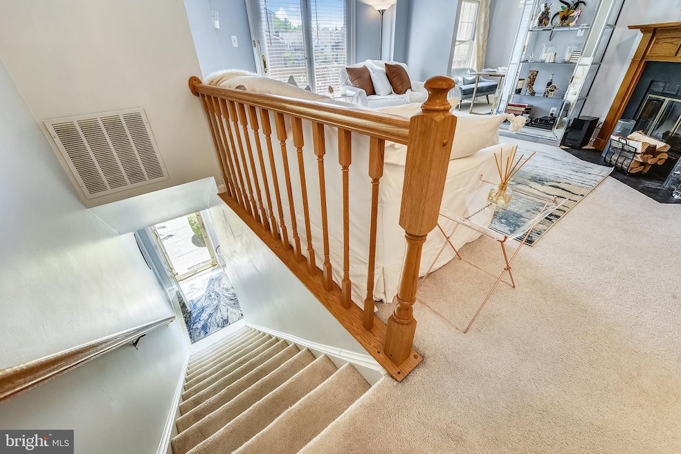 4024 Chetham Way, Woodbridge, VA 22192 - photo 1