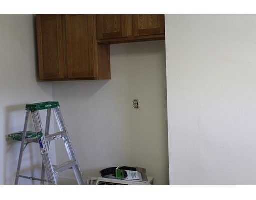 5 Fowle St unit 5, Woburn, MA 01801 - photo 1