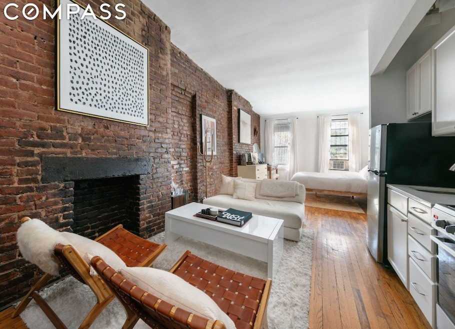 145 Sullivan St unit 4-A, New York, NY 10012 - photo 1