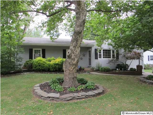 21 Peach Blossom Ln, Middletown, NJ 07748 - photo 1