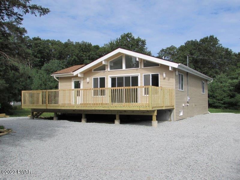 102 Overlook Ln, Hawley, PA 18428 - photo 1