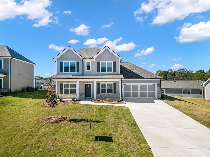 446 Banff Dr, Winder, GA 30680 - photo 1