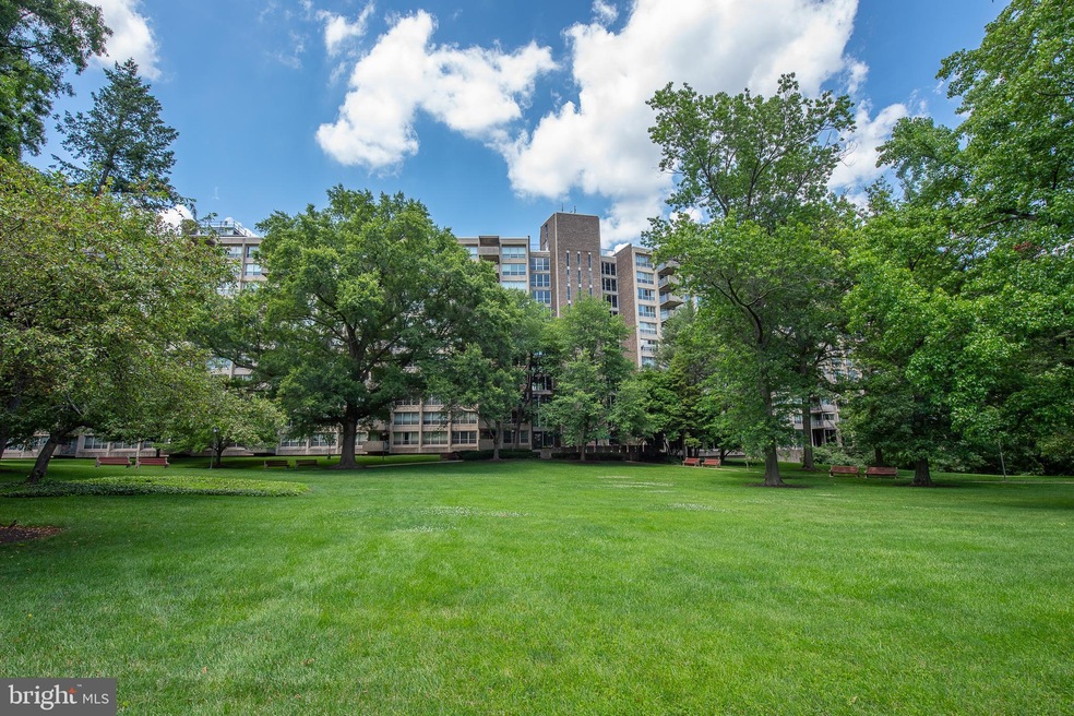 Green Hill Condominiums unit EE819, Wynnewood, PA 19096 - photo 1