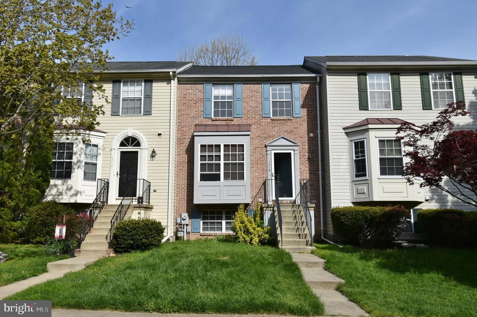 1318 Walkabout Ct, Sykesville, MD 21784 - photo 1