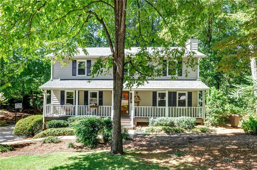 Welcome Home to this East Cobb Beauty with large l