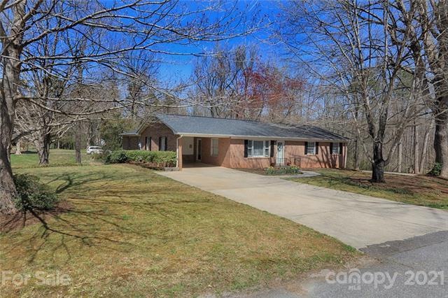 3301 Windsor Place, Statesville, NC 28625 - photo 1