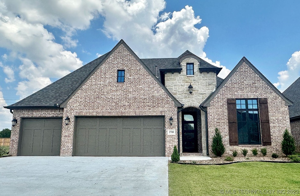 2710 W Tucson Ct, Broken Arrow, OK 74011 - photo 1