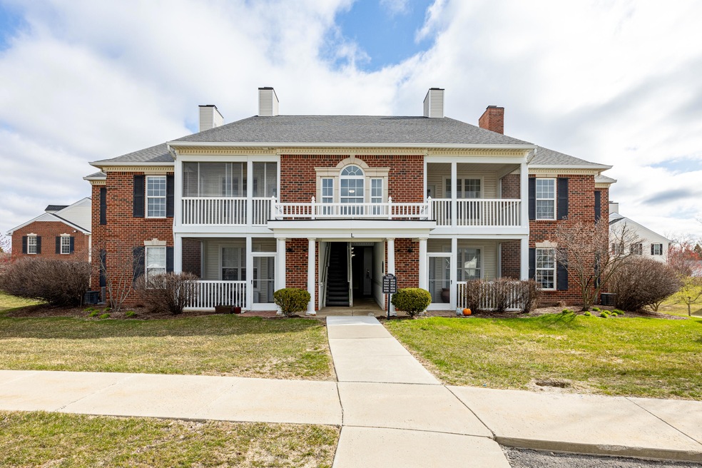 840 W Summerfield Gln Cir (1 of 33)