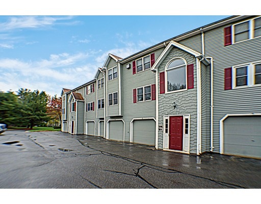 64 Tennis Plaza Rd unit 16, Dracut, MA 01826 - photo 1