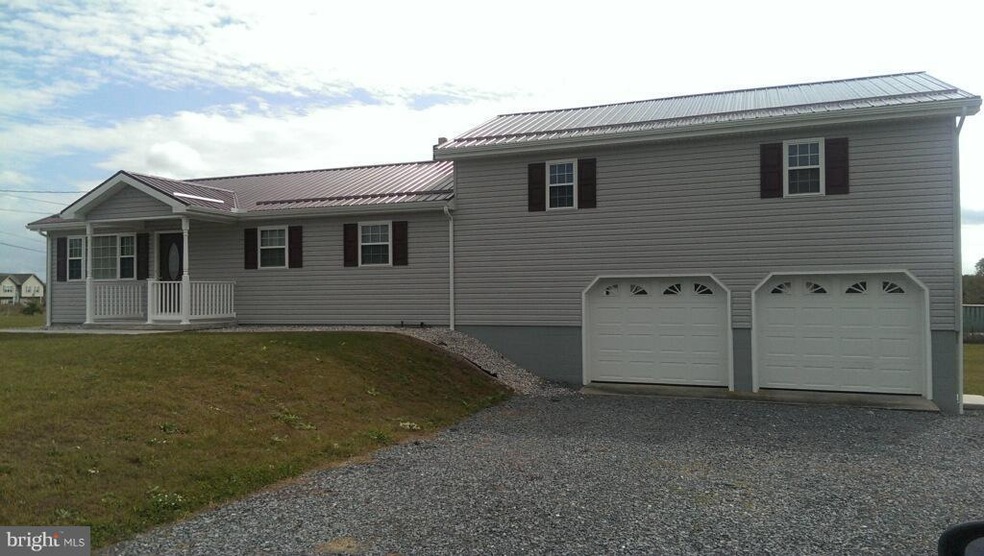 5270 Race Track Rd, Saint Thomas, PA 17252 - photo 1